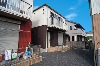 【外観】 | 1建物外観　南向きで陽当り良好