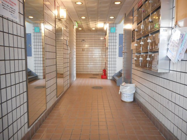 【エントランス】 | アミティ北畠