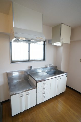 ガーデンハイツ山本のキッチン|参考、同建物・同間取りの号室