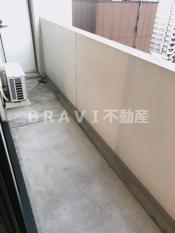 アーデンタワー南堀江　BRAVI不動産のバルコニー|【アーデンタワー南堀江】陽当たり良好なバルコニーです