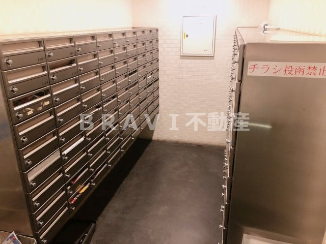 アーデンタワー南堀江　BRAVI不動産のその他共用部分|【アーデンタワー南堀江】メールボックス