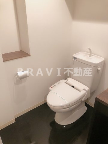 アーデンタワー南堀江　BRAVI不動産のトイレ|【アーデンタワー南堀江】トイレもきれいです