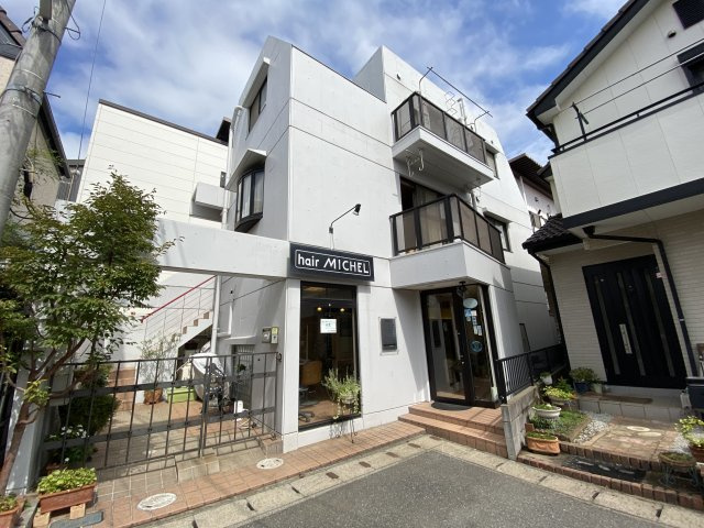 塚田店舗の外観