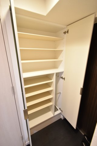プレサンス南堀江