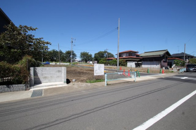 【前面道路含む現地写真】 | 海老名市上郷1丁目　No1　全9区画分譲地　　建築条件付【仲介手数料無料】 | 海老名市「上郷に全9区画の開発分譲地」