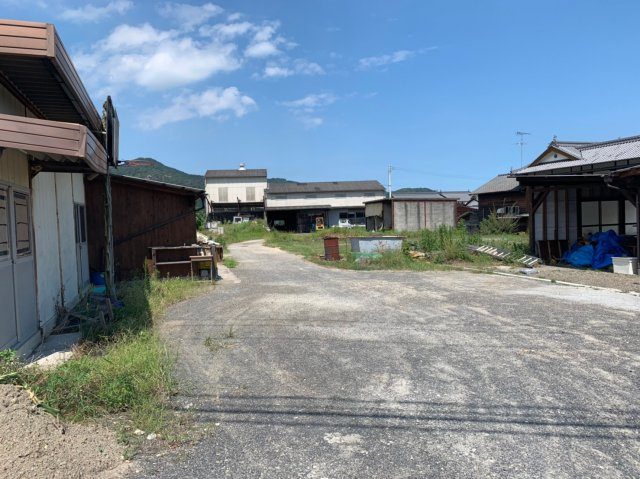 西条市旦之上工場【1,300】371.05坪　89.7坪の間取り