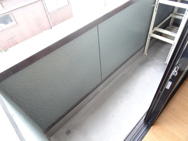 ビレッジK２のバルコニー