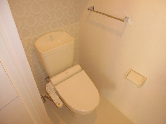 チェリーブロッサムBのトイレ|シャワー付きトイレ