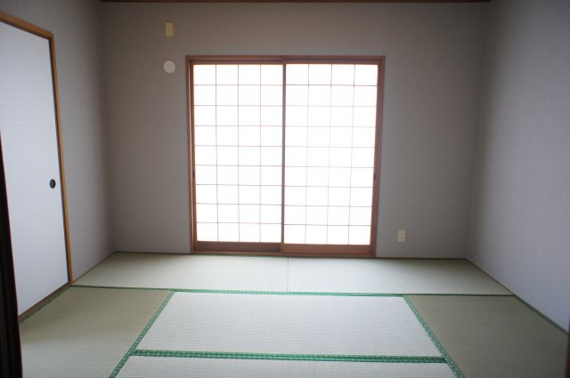 プレステージ西明石の和室