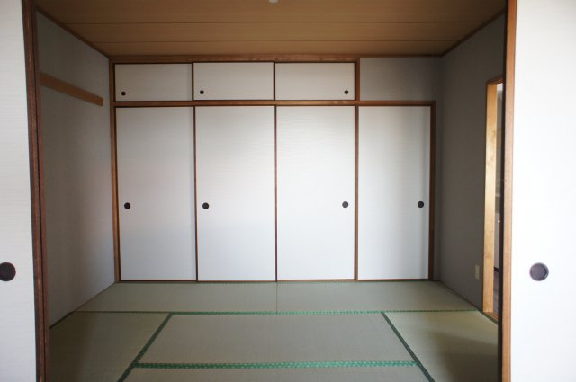プレステージ西明石の和室