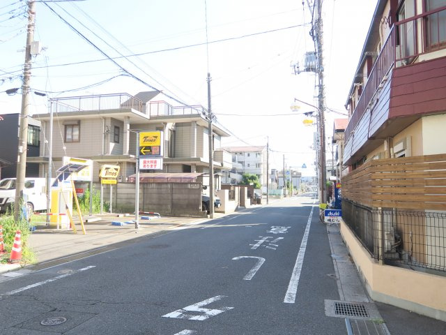 カーサズメイトの周辺