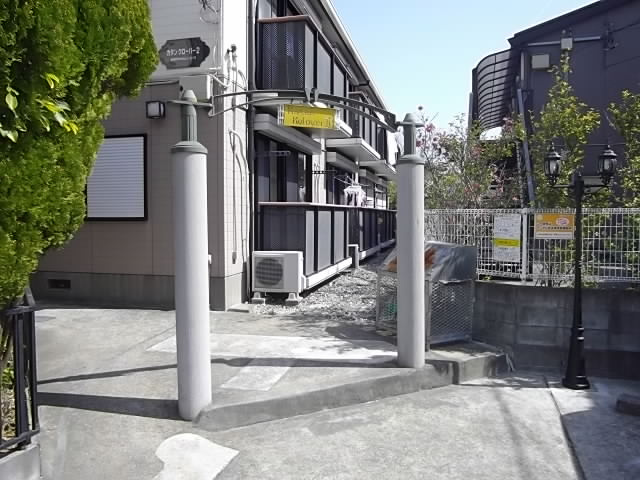 カタンクローバーⅡのエントランス