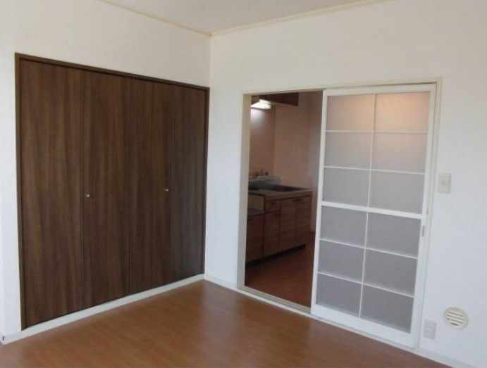 旗家マンションルノワールの寝室