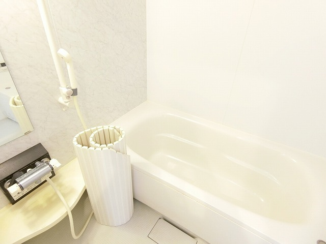 ファヴォーレⅡの浴室