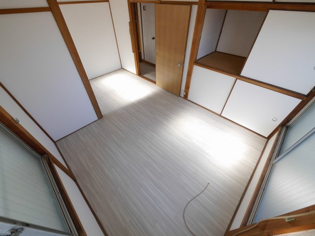 高丸３丁目戸建の洋室
