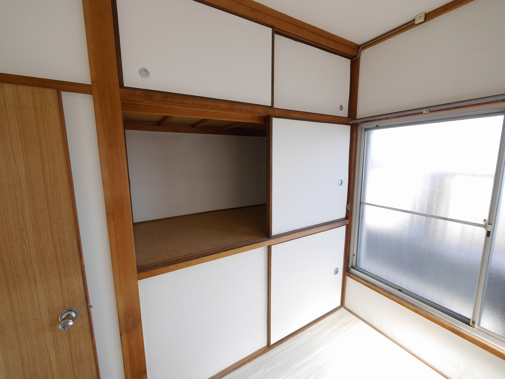 高丸３丁目戸建の収納