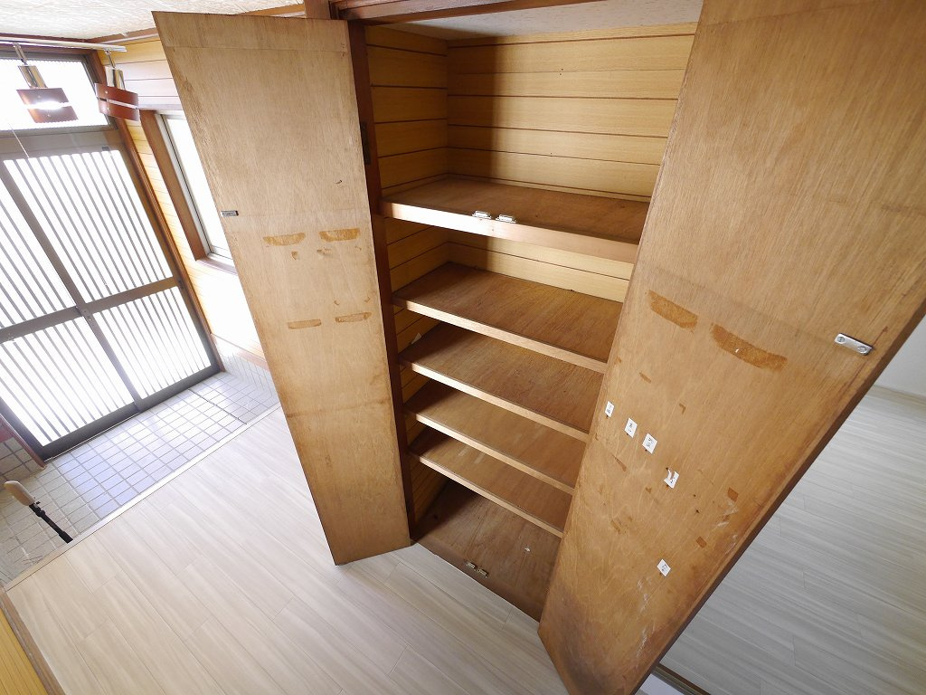 高丸３丁目戸建の収納
