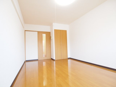 【洋室】 | 新町ソレーユⅡ | 参考写真　同物件の他のお部屋の写真です
