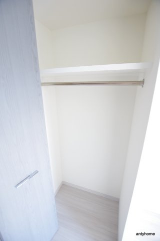 La Douceur江坂Ⅱ　仲介手数料無料の収納
