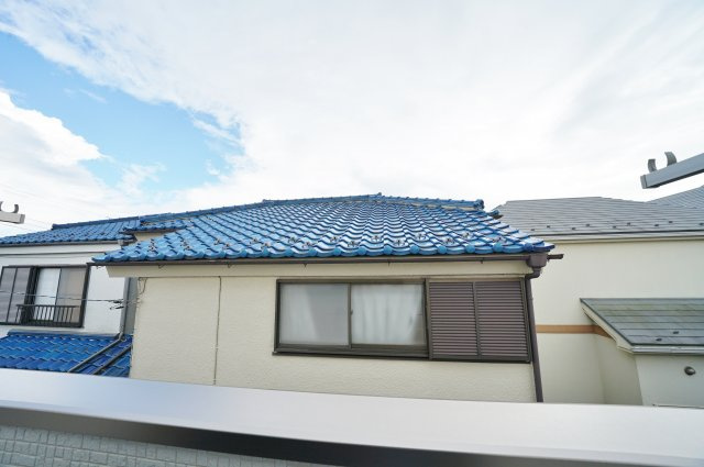 分譲地内につき住環境良好！リビング吹抜け、電動シャッター付♪保土ヶ谷区法泉２丁目　新築戸建ての展望