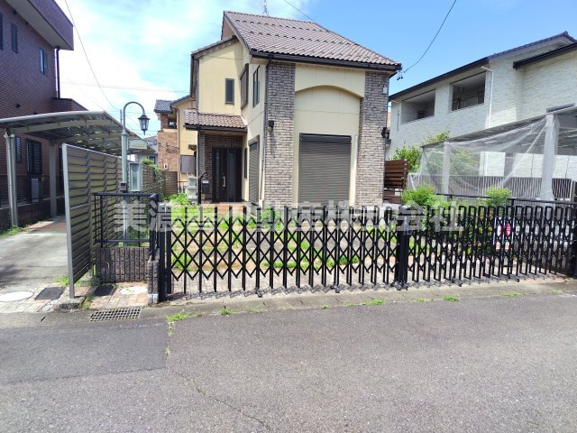 ５３８２６　岐阜市長良中古戸建ての外観
