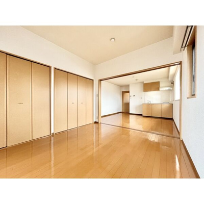 【寝室】 | フローラル堀木