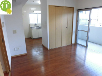 【洋室】 | アヴァンセ天久