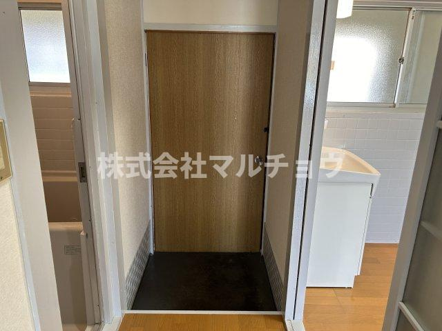 浜田マンションの玄関|明るい玄関です