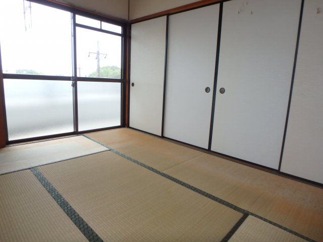 サンヒルズ高山の和室