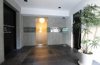 【エントランス】