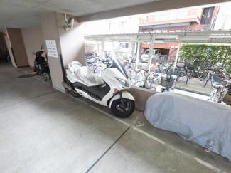 【その他共用部分】 | 敷地内バイク置場