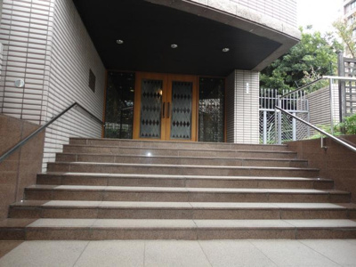 【エントランス】 | グランエクレール市ヶ谷