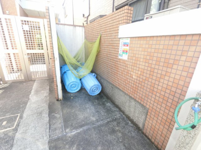 【その他共用部分】 | ドム多摩川 | ゴミ置き場です。