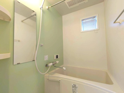 【浴室】 | AQUE16 | 追い焚き給湯付きです