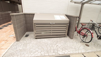 【その他共用部分】 | AQUE16 | ゴミ置き場