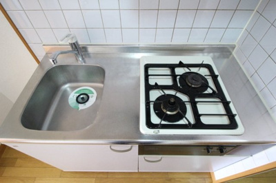 【キッチン】 | ＯＬＩＯ東神田 | システムキッチン（2口ガスコンロ）
