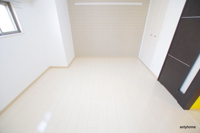 ビガーポリス14３松ヶ枝町　仲介手数料無料の寝室