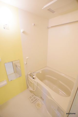 ビガーポリス14３松ヶ枝町　仲介手数料無料の浴室