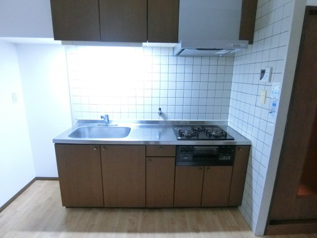 コンフォート津々山のキッチン