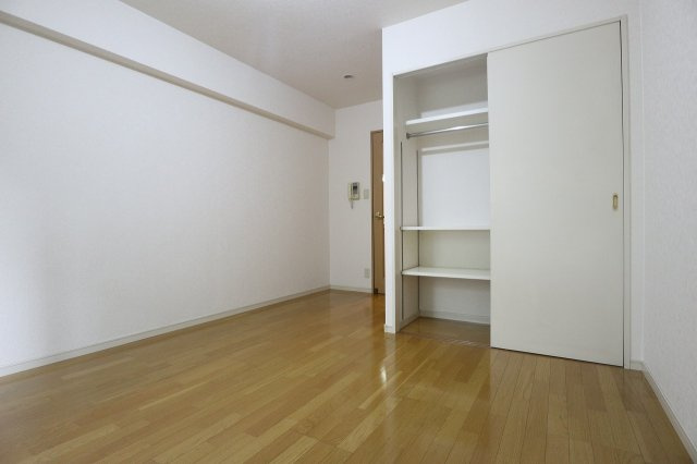 サヴォイエイペックス　5階の居間・リビング|別号室のものです。現状優先になります。