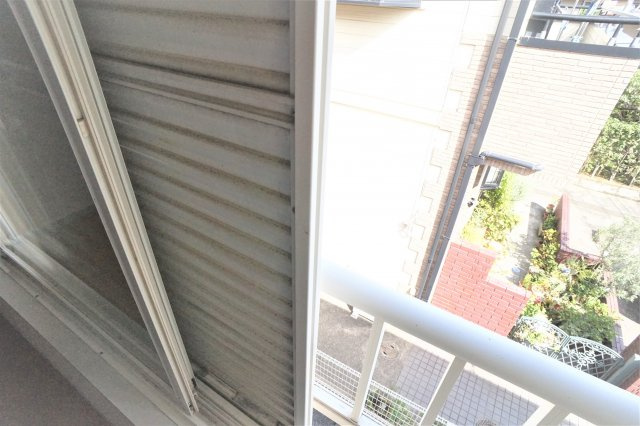 習志野市谷津１丁目のアパートのセキュリティ|雨戸が付ていて安心です
