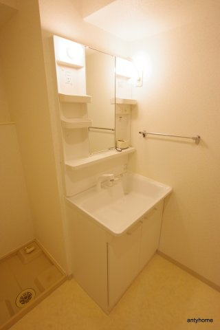 アーバネス淀川　仲介手数料無料の洗面所