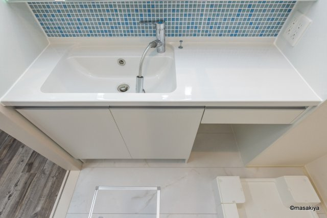 ライトグリーン鶴賀の洗面所