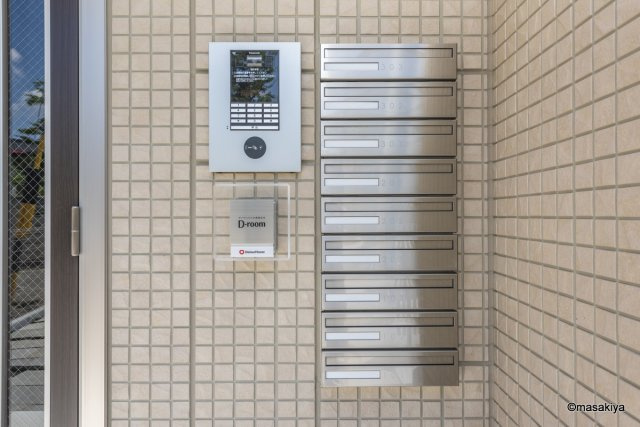 ライトグリーン鶴賀のエントランス