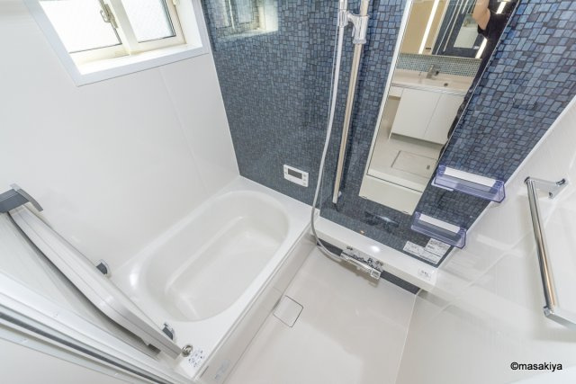 ライトグリーン鶴賀の浴室|お風呂