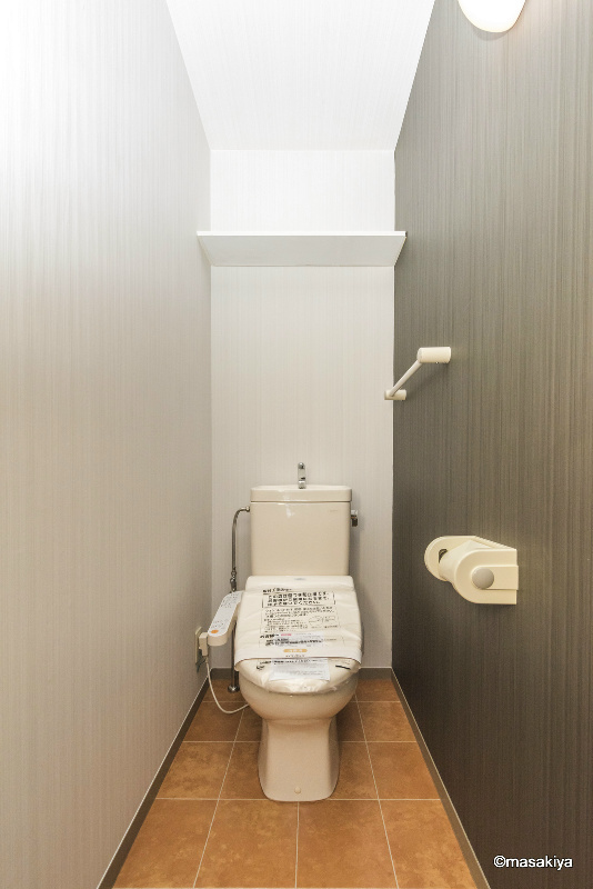 コンフォート轟のトイレ|トイレ　ウォシュレット付き。