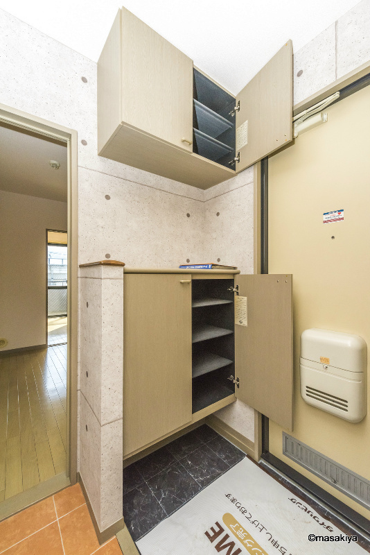 コンフォート轟の玄関|下駄箱