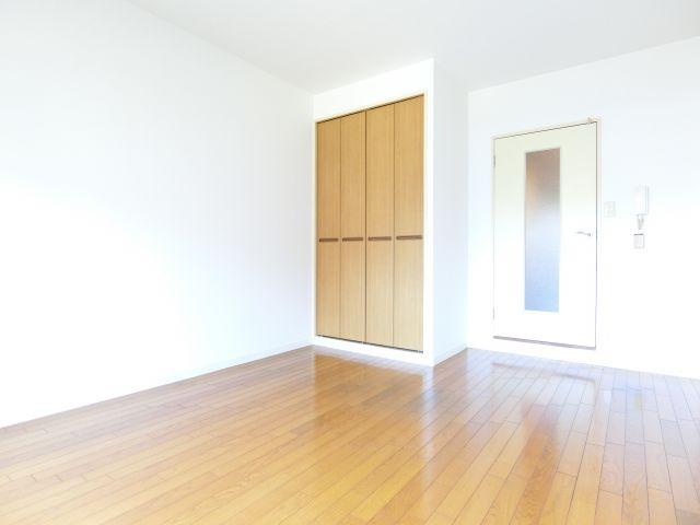 クレアール西川の居間・リビング