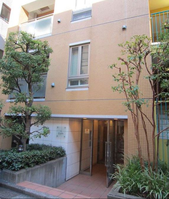 コムロンド四谷荒木町のエントランス|コムロンド四谷荒木町