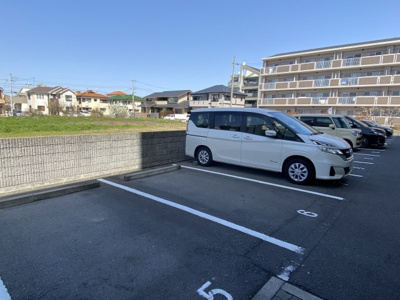 【駐車場】 | スクエアヴィレッジ